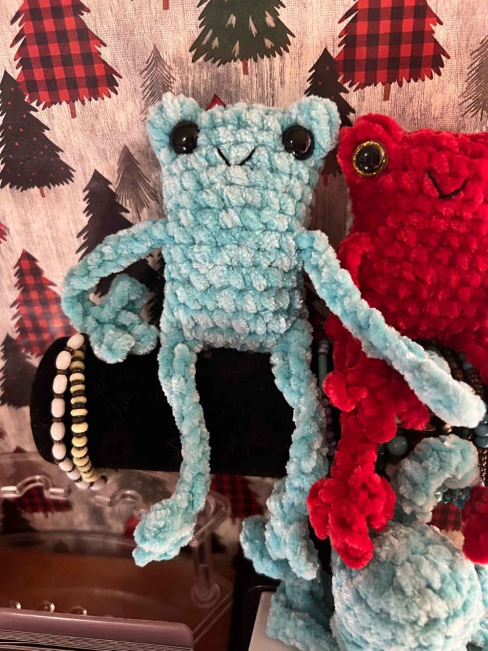 Mini Plush Crocheted Leggy Frog 🐸